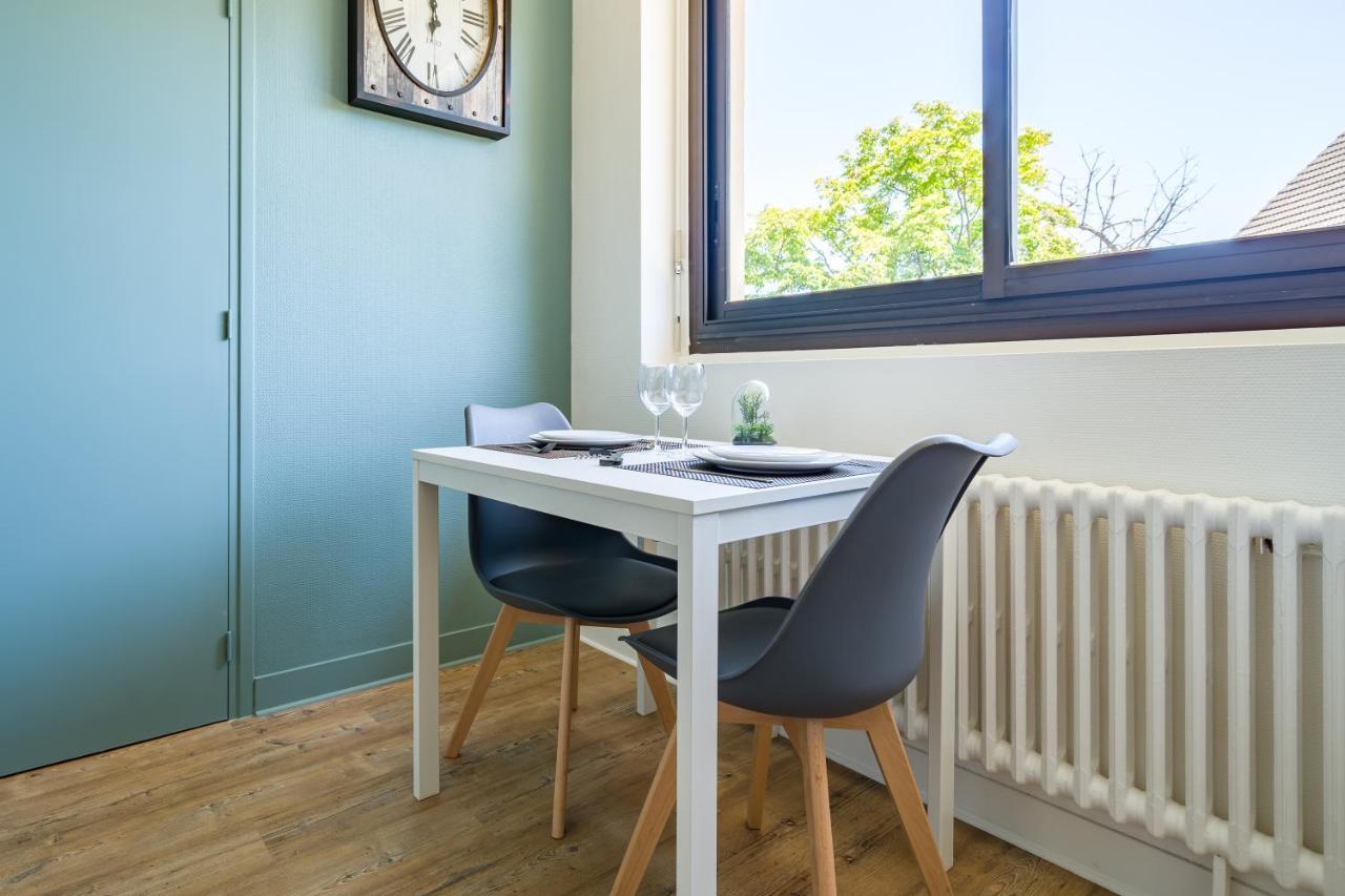 L'Eugene - 10Min Du Rer B Le Bourget, Parking, Wifi Apartman Drancy Kültér fotó